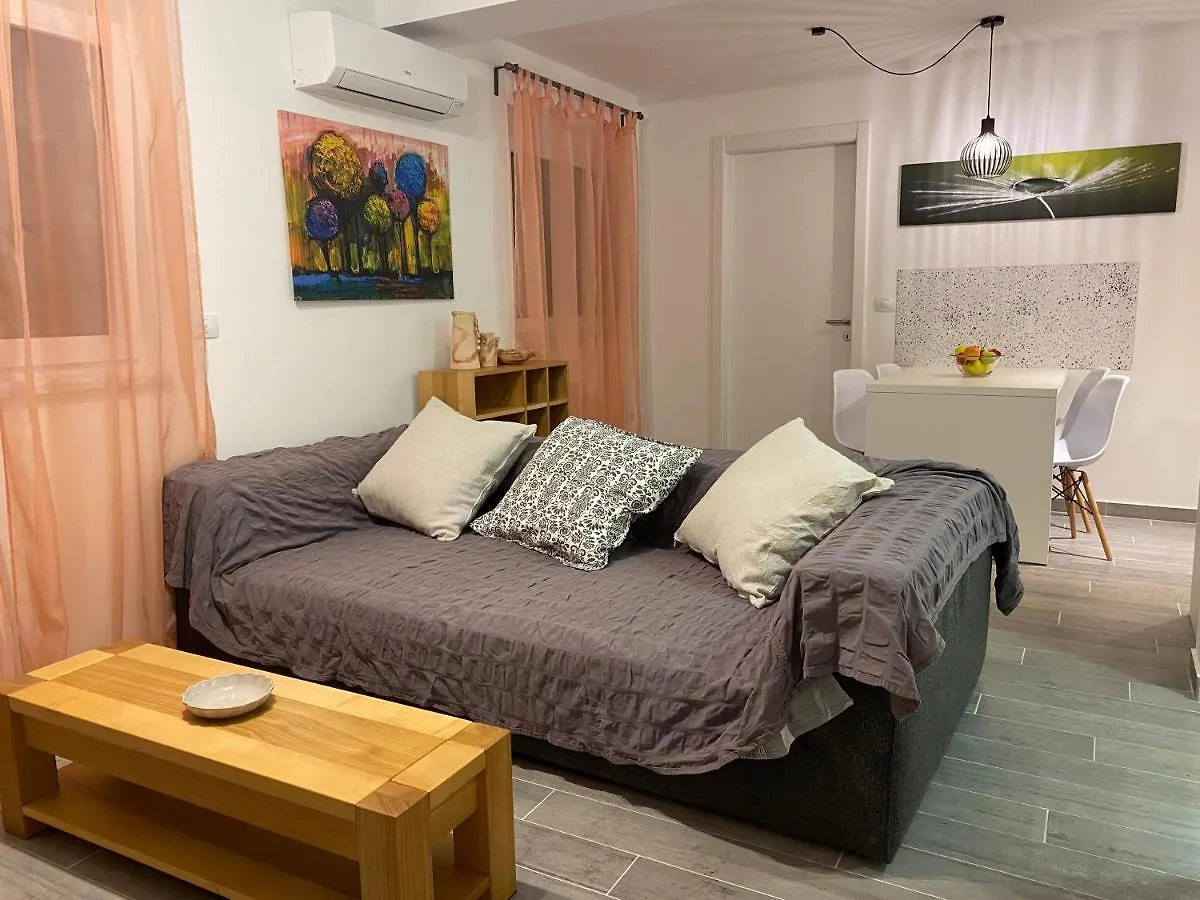 Polaris Apartment Pula